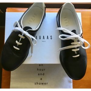 Calfskin Sneakers  Sz 9 = Fr 40